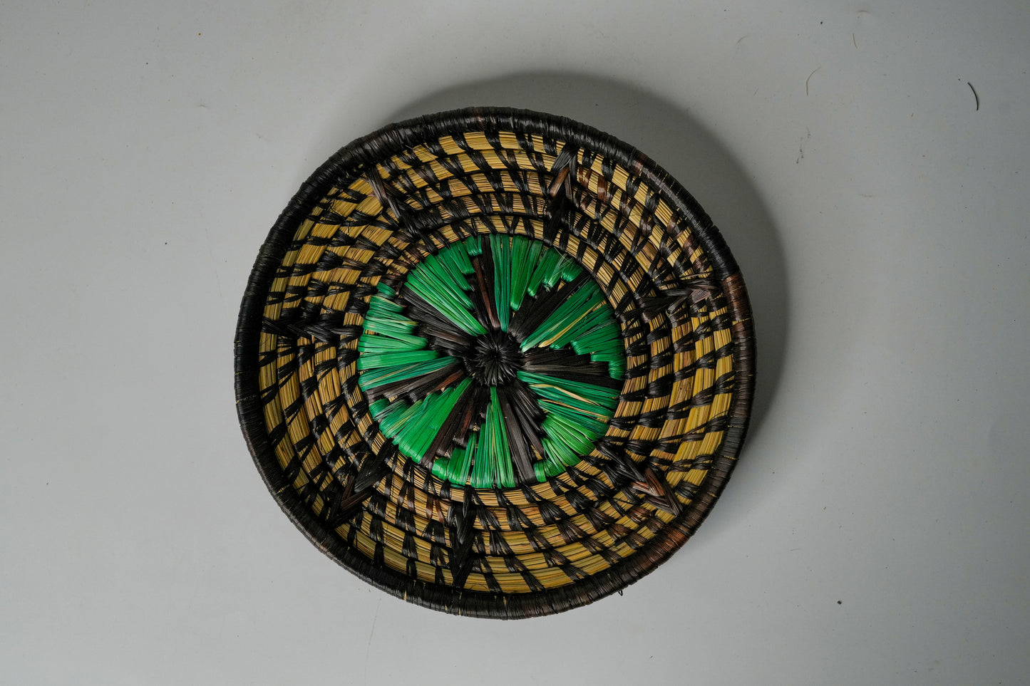 Neerja Grass Plate – Handcrafted Decorative & Utility Tray