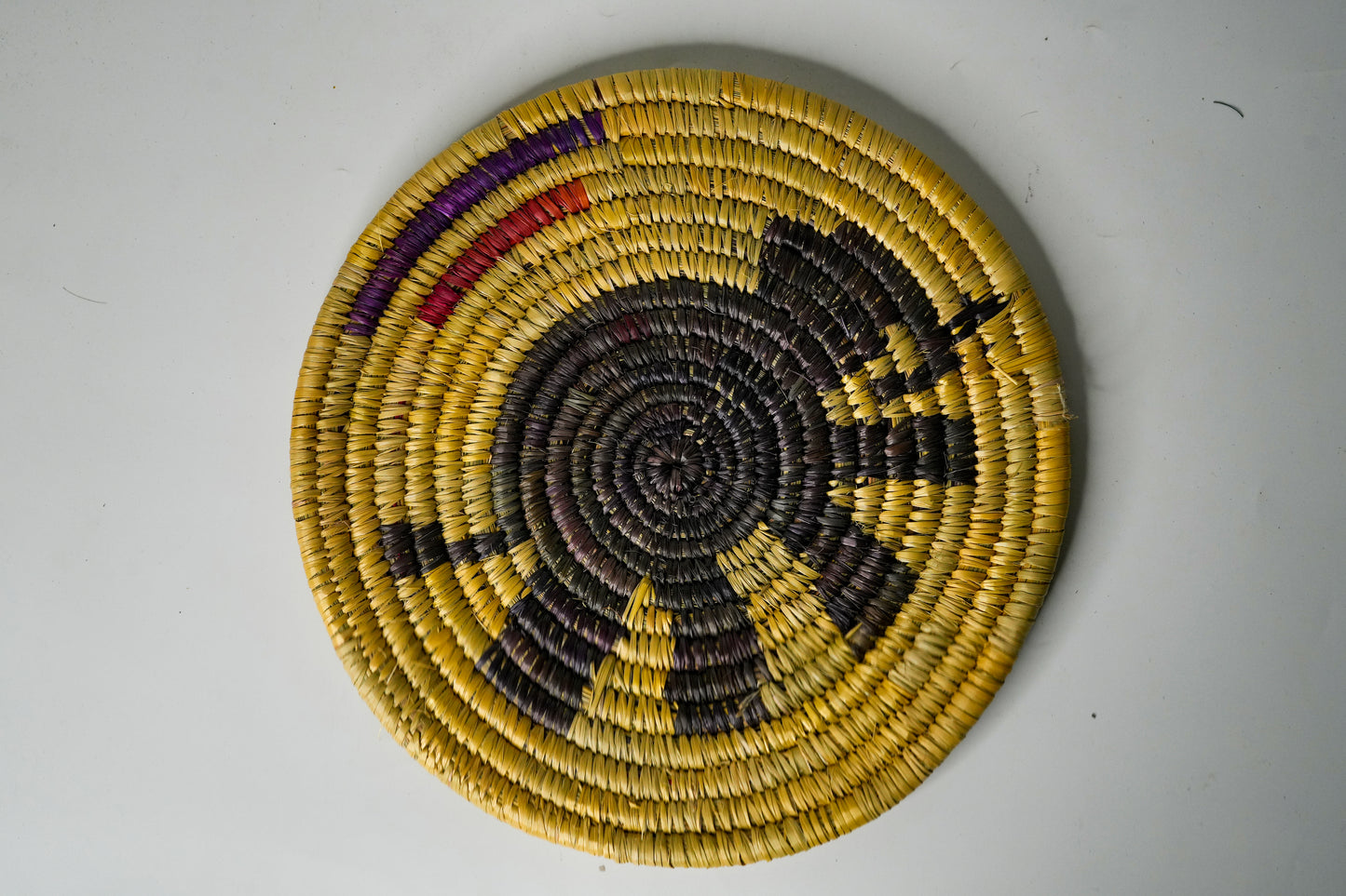 Vannika Coaster – Handwoven Oversized Grass Mat (3 Variants)