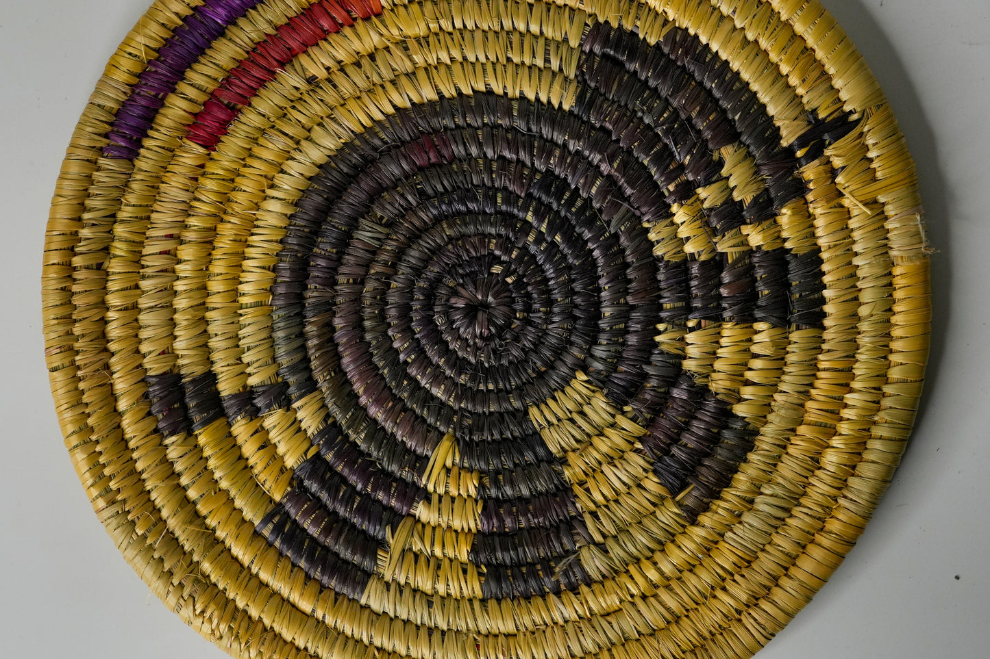 Vannika Coaster – Handwoven Oversized Grass Mat (3 Variants)