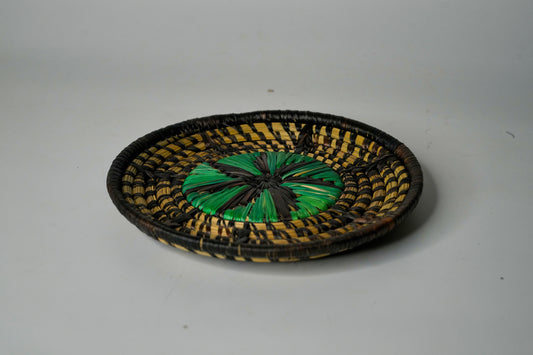 Neerja Grass Plate – Handcrafted Decorative & Utility Tray