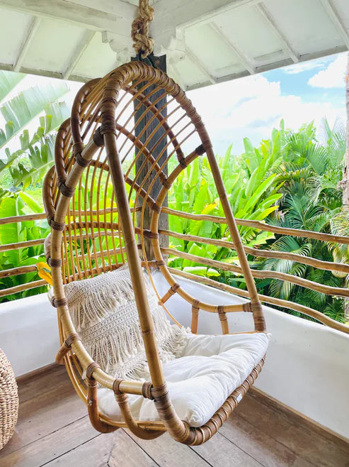 Sundara Curve – Handcrafted Bamboo Swing Chair